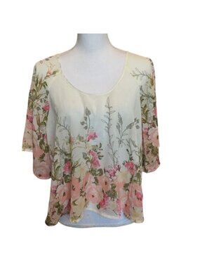 Almost Famous Flowy Floral Top Fairycore Size M Garden Feminine Dainty Coastal